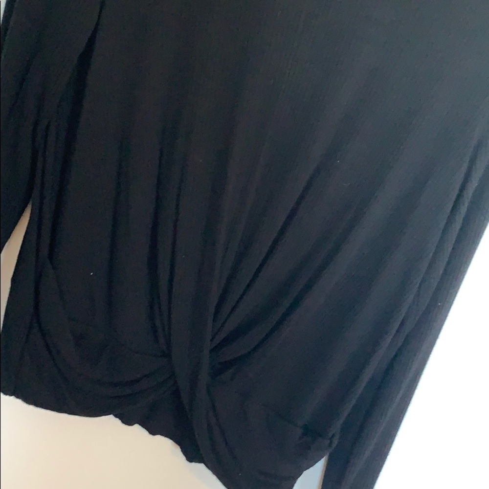 Black Long Sleeved Sweater Top